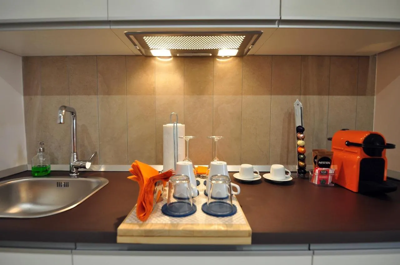 ** Couette-café Bed and breakfast Delco Naples Italie